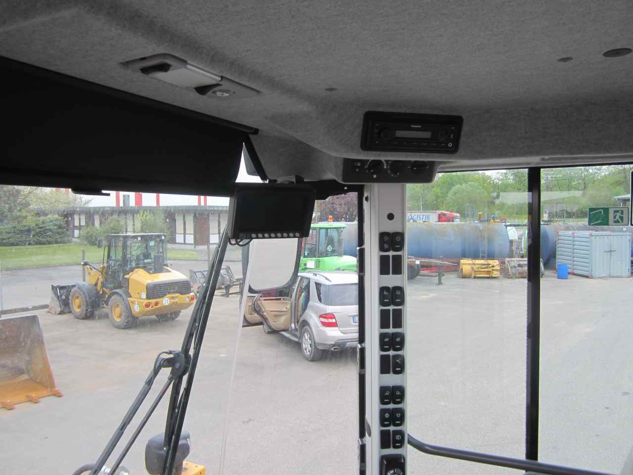 L90H Serie 13056 007