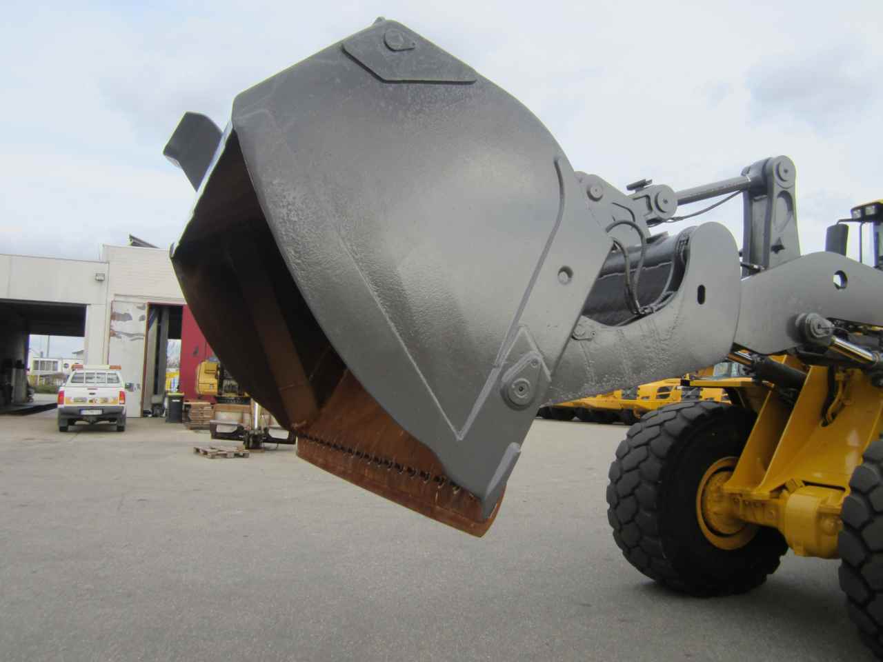 Volvo L150F Serie 17628 02002